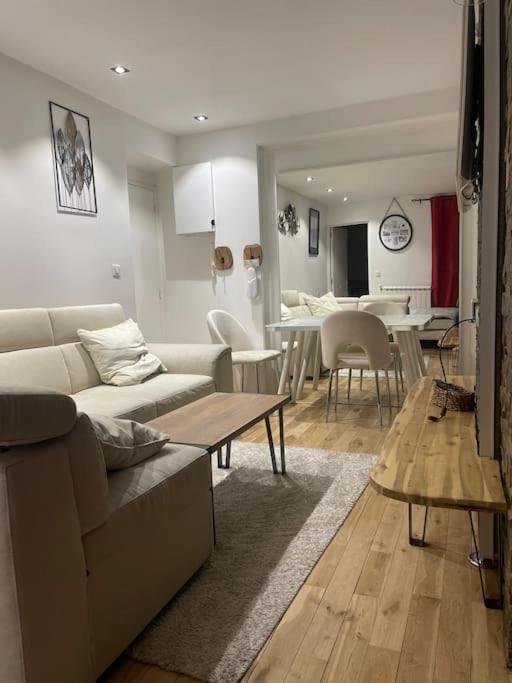 Appartement Convivial Pour Sejourner Le Kremlin-Bicetre Ngoại thất bức ảnh