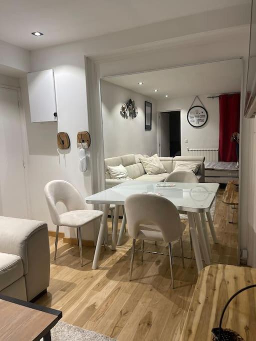 Appartement Convivial Pour Sejourner Le Kremlin-Bicetre Ngoại thất bức ảnh